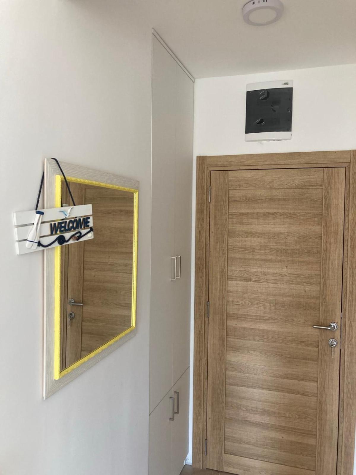 Apartments Milicevic Herceg Novi Rum bild